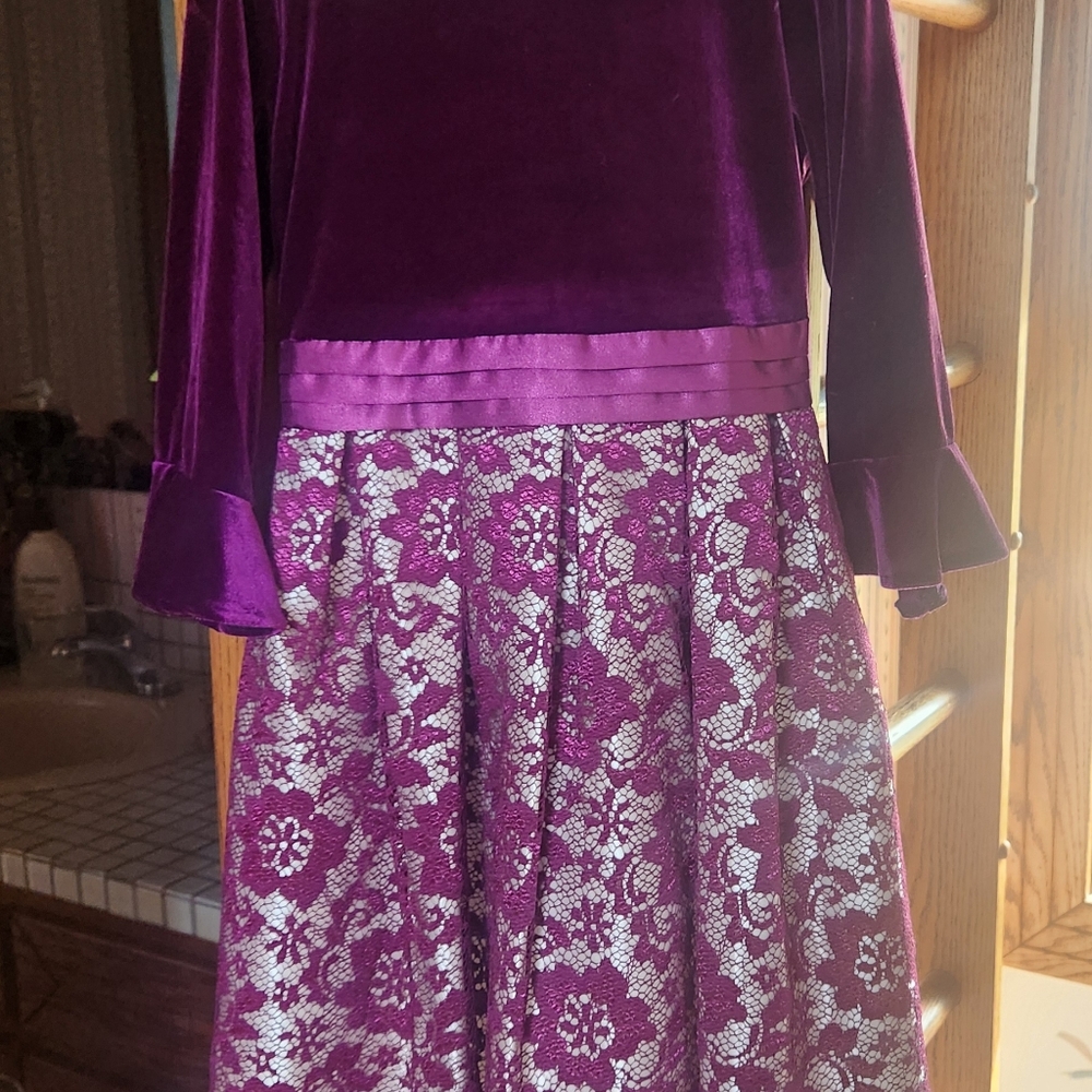 Burgundy Formal Dress Girls Size 10